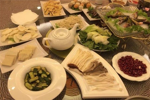 梅地亚河鲜火锅